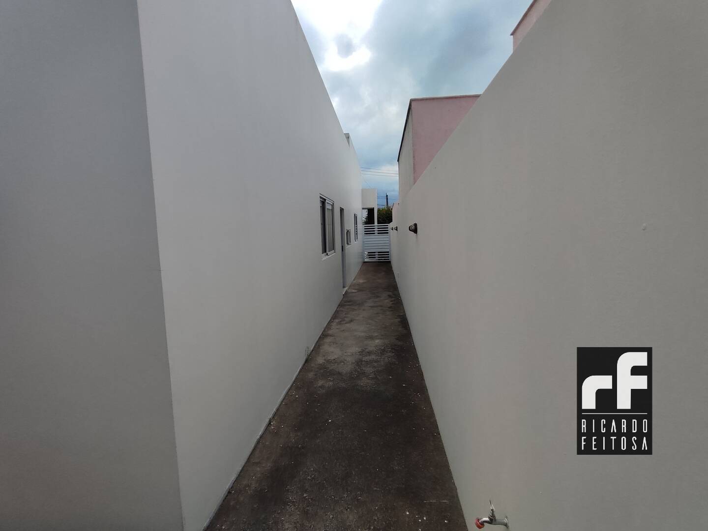 Casa de Condomínio à venda com 3 quartos, 300m² - Foto 16