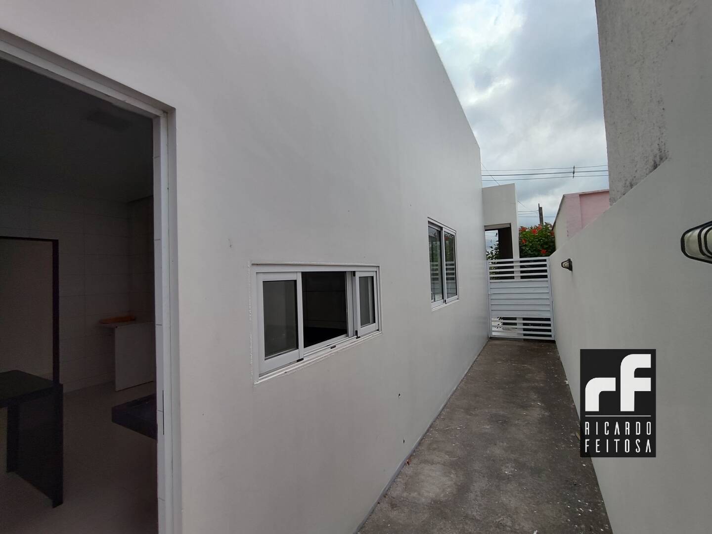 Casa de Condomínio à venda com 3 quartos, 300m² - Foto 14